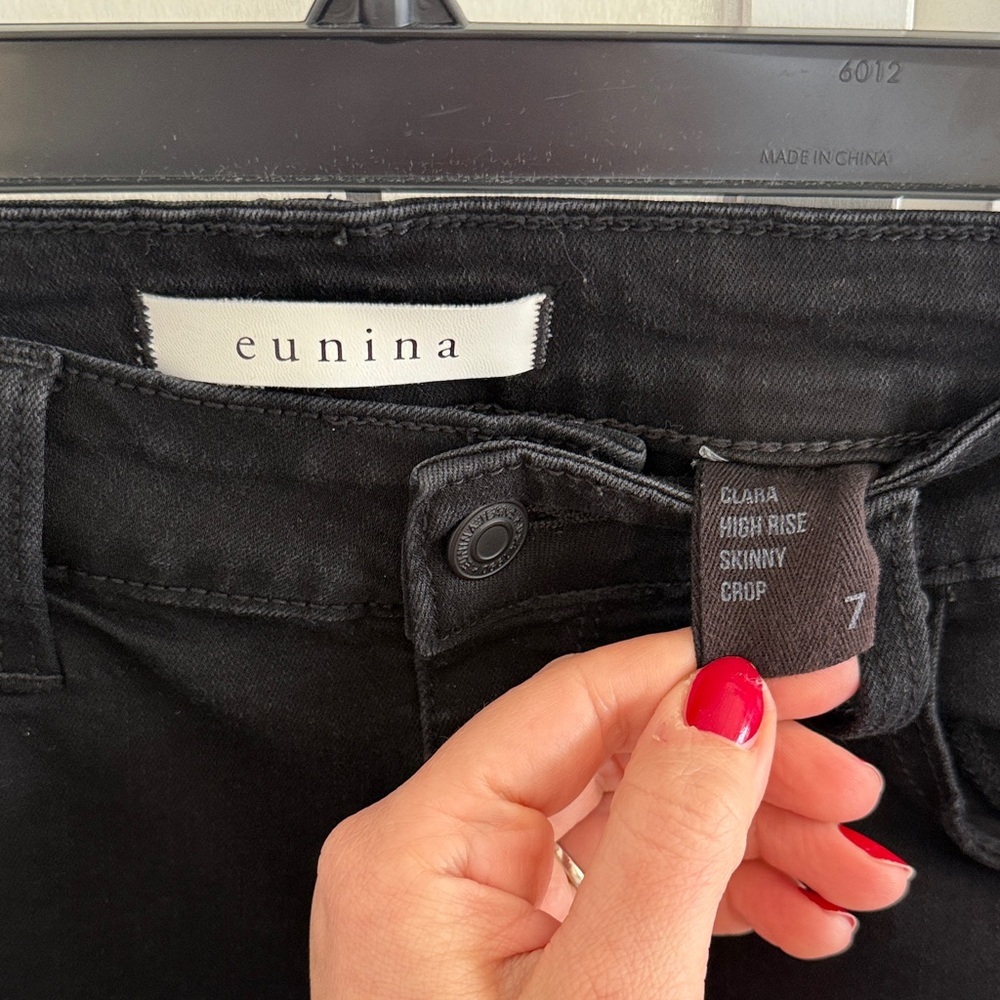 Eunina Clara High Rise Skinny Crop Black Distressed Jeans Size 7 - Picture 3 of 7